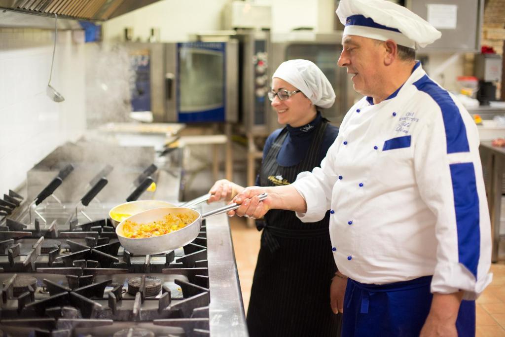 مونتيبراندون Agriturismo Il Sapore Della Luna المظهر الخارجي الصورة