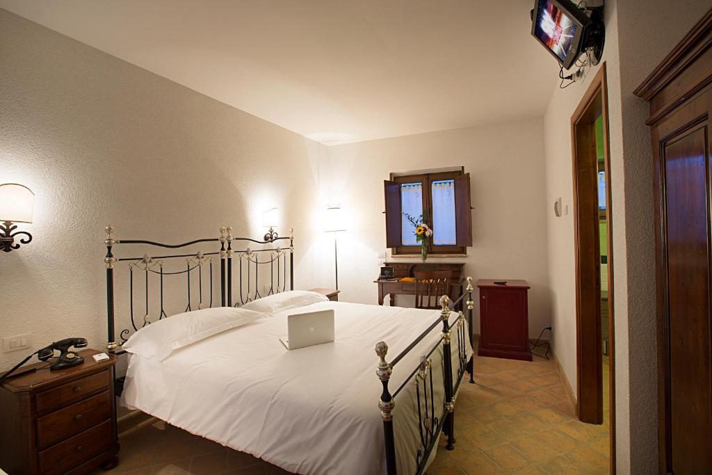 مونتيبراندون Agriturismo Il Sapore Della Luna الغرفة الصورة
